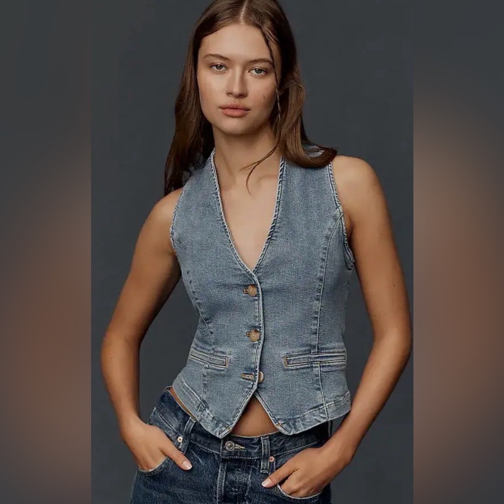 Sleeveless Denim Vest - Light Blue